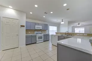 14027 Coveney Dr, Houston, TX 77090 - Photo 10