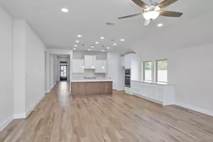 26503 Pioneer Pointe Ct, Magnolia, TX 77316 - Photo 2