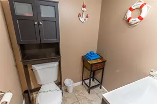 9520 Seawall Blvd, Galveston, TX 77554 - Photo 16
