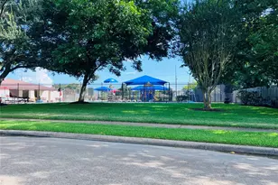15330 Riverside Grove Dr, Houston, TX 77083 - Photo 16