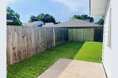 15330 Riverside Grove Drive, Houston, TX 77083 - Photo 14