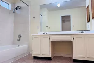 15330 Riverside Grove Dr, Houston, TX 77083 - Photo 8