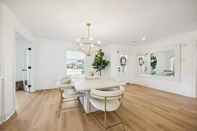 10739 Longmont Drive, Houston, TX 77042 - Photo 8