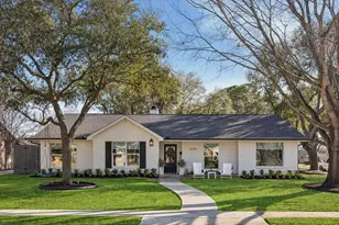 10739 Longmont Dr, Houston, TX 77042 - Photo 1