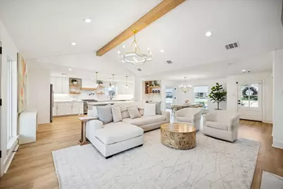 10739 Longmont Drive, Houston, TX 77042 - Photo 12