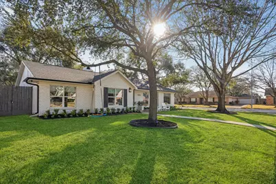 10739 Longmont Drive, Houston, TX 77042 - Photo 34