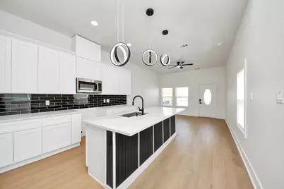 5226 Ricky Street, Houston, TX 77033 - Photo 16