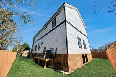 5226 Ricky Street, Houston, TX 77033 - Photo 8