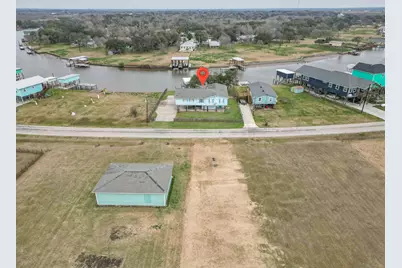 757 County Road 291, Sargent, TX 77414 - Photo 44