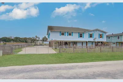 757 County Road 291, Sargent, TX 77414 - Photo 2