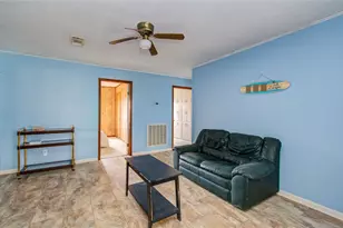 757 County Rd 291, Sargent, TX 77414 - Photo 6