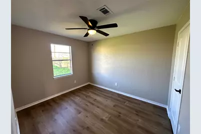 103 Will Street, Willis, TX 77378 - Photo 4