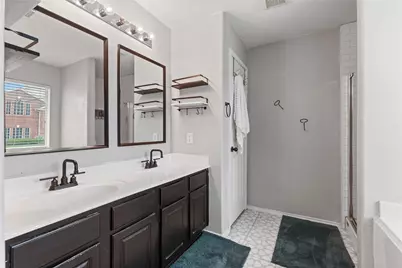 10819 Redwood Drive, Baytown, TX 77523 - Photo 18