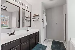 10819 Redwood Dr, Baytown, TX 77523 - Photo 18