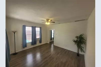 1415 Lombardy Street, Houston, TX 77023 - Photo 2