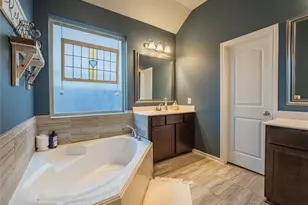 10215 Lewis Ln, Iowa Colony, TX 77583 - Photo 18