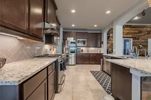 10215 Lewis Ln, Iowa Colony, TX 77583 - Photo 12