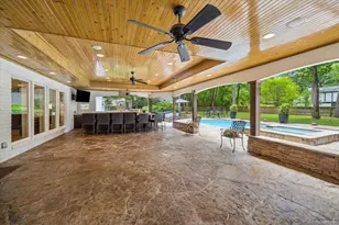 2910 Royal Cir Dr, Kingwood, TX 77339 - Photo 30