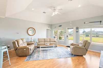 3233 Castle Drive, Crystal Beach, TX 77650 - Photo 20