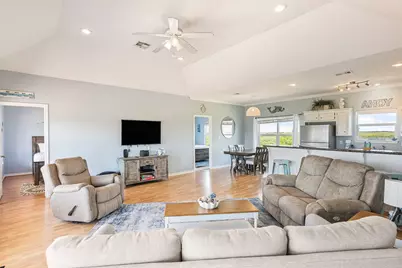 3233 Castle Drive, Crystal Beach, TX 77650 - Photo 18