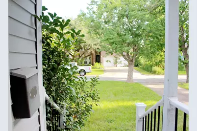 4416 Holt Street, Bellaire, TX 77401 - Photo 2