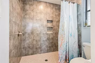 3225 Sea Castle Dr, Crystal Beach, TX 77650 - Photo 28
