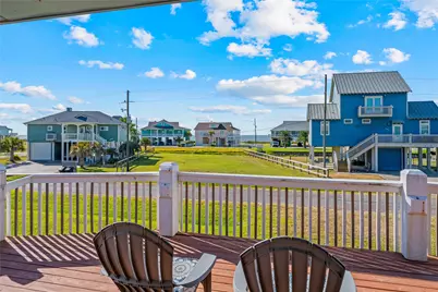 3225 Sea Castle Drive, Crystal Beach, TX 77650 - Photo 2