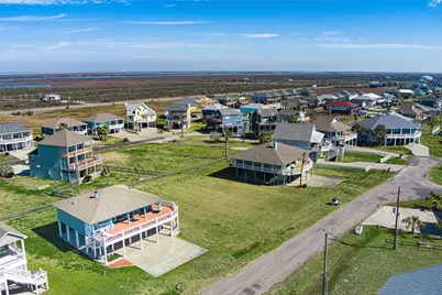 3225 Sea Castle Drive, Crystal Beach, TX 77650 - Photo 6
