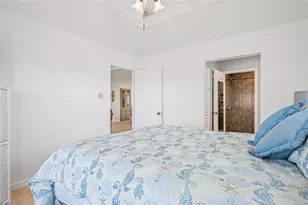 3225 Sea Castle Dr, Crystal Beach, TX 77650 - Photo 26