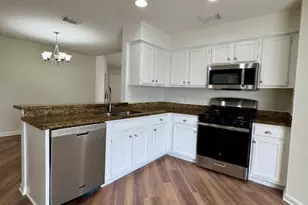 14014 Bay Gardens Dr, Sugar Land, TX 77498 - Photo 2