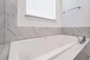 4035 Leeland St, Houston, TX 77023 - Photo 30