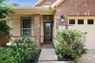 26 Canterborough Pl, Tomball, TX 77375 - Photo 2