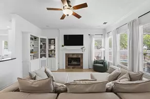 135 Hansom Trail St, The Woodlands, TX 77382 - Photo 14