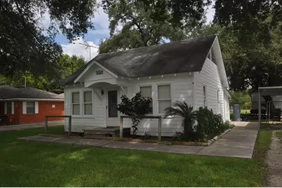 211 E Burress Street, Houston, TX 77022 - Photo 1