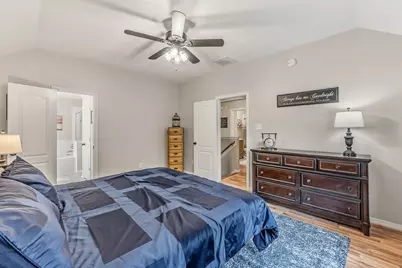 7818 Mary Katheryns Crossing, Conroe, TX 77304 - Photo 18