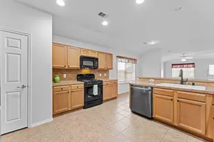 2744 Woodspring Acres Dr, Kingwood, TX 77345 - Photo 4