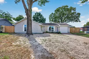 5519 Karelian Dr, Houston, TX 77091 - Photo 2