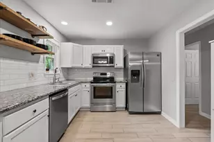 2806 4th Ave N, Texas City, TX 77590 - Photo 10
