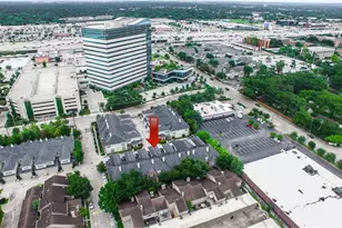 1005 Memorial Village Dr, Houston, TX 77024 - Photo 32