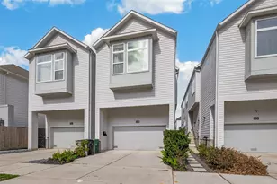 5838 Kiam St, Houston, TX 77007 - Photo 2