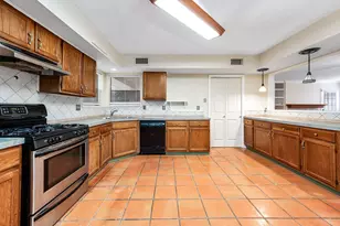20111 Beechview Ln, Katy, TX 77449 - Photo 4