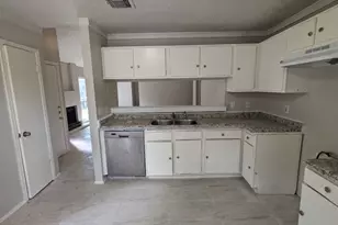 12107 Westwold Dr, Tomball, TX 77377 - Photo 4