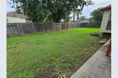 8927 Diamond Lake Lane, Houston, TX 77083 - Photo 20