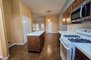 8927 Diamond Lake Ln, Houston, TX 77083 - Photo 6