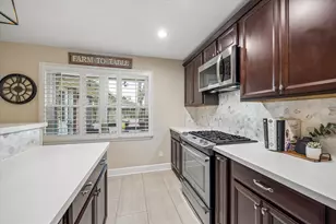 2318 Cheshire Ln, Houston, TX 77018 - Photo 10