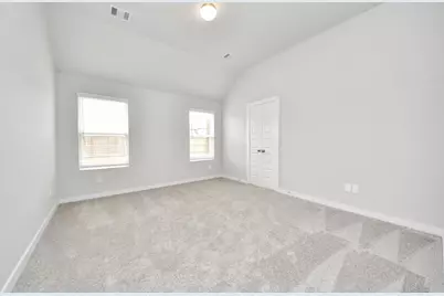 5843 Madison Trail Drive, Richmond, TX 77469 - Photo 12