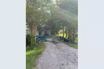 4213 Kinne Street, Bacliff, TX 77518 - Photo 4