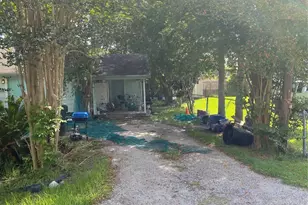 4213 Kinne St, Bacliff, TX 77518 - Photo 4