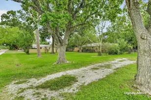 2404 Pearland Ave, Pearland, TX 77581 - Photo 18