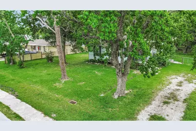 2404 Pearland Avenue, Pearland, TX 77581 - Photo 6